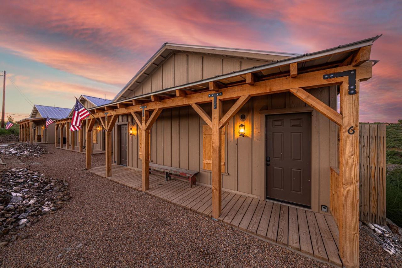 -pet Friendly- Miners #6 - King Bed With Private Balcony *